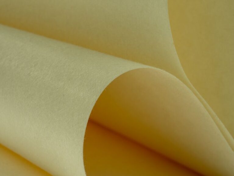 PPS nonwoven for industrial filtration